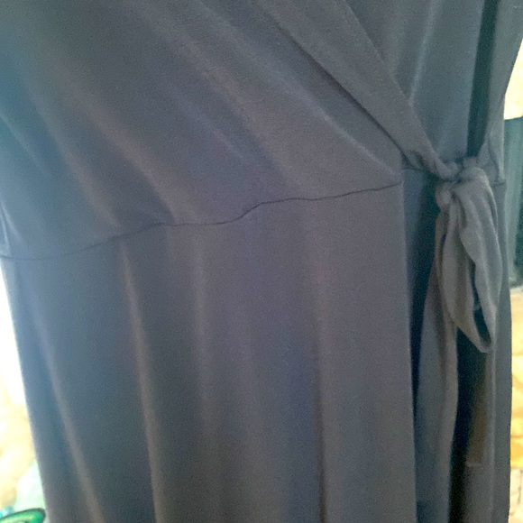 Black wrap dress - Picture 5 of 5